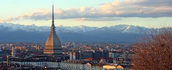 Rond 28 voor christus bouwden de romeinen hier een militaire nederzetting die de naam castra taurinorum kreeg, die later tot de italiaanse naam torino evolueerde. Stedentrip Turijn Bekijk De Leukste Tips Over Turijn Italie