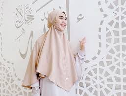 Di umur saya yang kepala 3 ini, allah sudah banyak sekali memberikan nikmat. Hamil Ini Jenis Kelamin Anak Keempat Oki Setiana Dewi