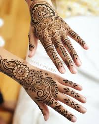 Pin Di Henna