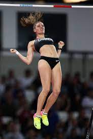 Pin By Greg Bruns On Sport Alysha Newman Sports Women Female Athletes