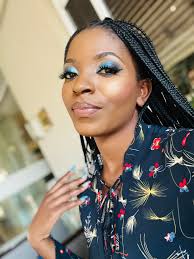 During Last year's Black Friday some people came with sacks to buy stock  yonse. Mutual list with 100 uniforms 😂😂😂😂