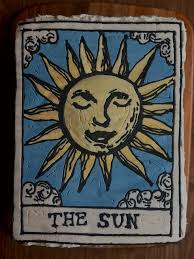 The Sun 🌞 Tarot card cake for the realest @lillian_037 Inspired by  @practicalpeculiarities #baking #cake #tarot #funfetti #
