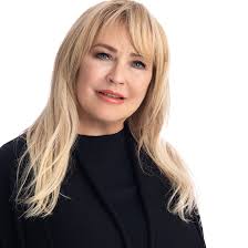 Michelle Trost's Instagram, Twitter & Facebook