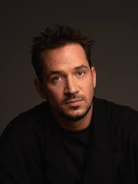 Marc Benjamin's Instagram, Twitter & Facebook