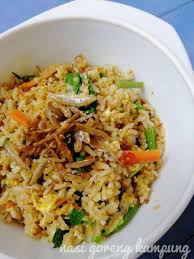 Dish up and serve this delicious nasi goreng kampung. Nasi Goreng Kampung Tak Pernah Jemu Dimakan Ini Resipi Paling Sedap