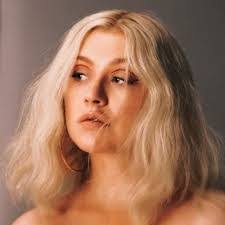 Anya Townsend's Instagram, Twitter & Facebook