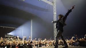 Ich hab aber auch schon. Mannheim Nena Eroffnet Zeltfestival Rhein Neckar Mit Einem Patzer Und Einer Wichtigen Message