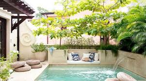 36 Beautiful Mini Pool Garden Designs For Tiny House Pool Pooldesigns Poollandscaping Mini Pool Garden Design Pool