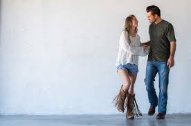 15 Ordinary Things Women Wear That Men Love One Country