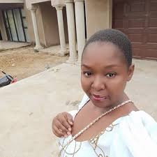 Ende vheiwe dzi khaladzi Kha makhada Ni a thogomela shame, u sa Ni divhi u  nga vhuya wari makhada vha tshi Ni amba vhudi vha khou exaggerate 😂