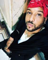 Aleta Lung's Instagram, Twitter & Facebook