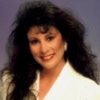 Donna Findley's Instagram, Twitter & Facebook