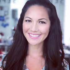 Denise Wild 🎥 On-Air Expert (@medenisewild) • Instagram photos and videos