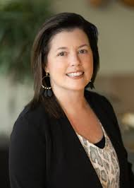 Courtney Lundquist's Instagram, Twitter & Facebook