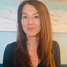 Susanne Paris's Instagram, Twitter & Facebook