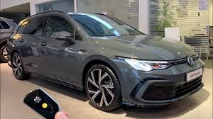 The 2022 volkswagen golf r is still the handsome and mature hot hatch it's always been, but this time around it's even more capable and extra likely to put a smile on your face. New Volkswagen Golf 8 Variant R Line 2021 Full In Depth Review Exterior Interior 150 Hp Tdi Youtube
