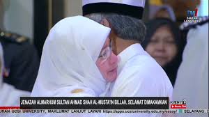 Belangsungkawa almarhum sultan haji ahmad shah. Suasana Hiba Selubungi Istana Abu Bakar By Berita Tv9