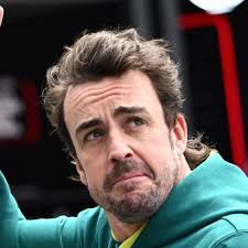 Fernando Alonso signs lengthy Aston Martin deal to end Red Bull links