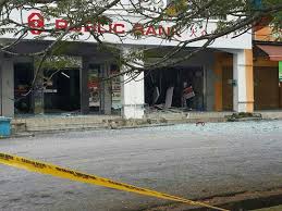 23 & 25, jalan melati 2b, seksyen bb11, bandar bukit beruntung, rawang 48300 selangor. Iamaw On Twitter Bukit Beruntung Rawang Public Bank Di Bom Untuk Tujuan Rompakan Ketika Orang Ramai Sibuk Menyambut Hari Raya Http T Co P8kmpnocrm