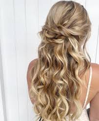 This look features a nice and crisp fishtail plait, twisted at the base, similar to how a topsy tail looks like. 23 Gorgeous Formal Half Updos You Ll Fall In Love With