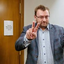 Léta vůbec jako celá lze charakterizovat obdobím ekonomického růstu v celé evropě, východní blok nevyjímaje. Volny Blok Jde Do Voleb S Delnickou Stranou Cnn Prima News