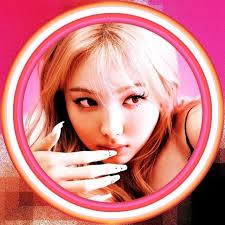 In group bias line: Chaeyoung, Jeongyeon, Jihyo Overall ult biases:  Chaeyoung, Jeongyeon