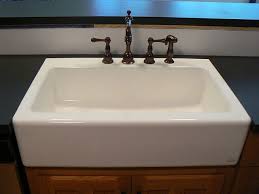 farmhouse sink faucet