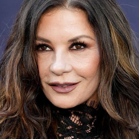 Catherine Zeta Jones' 'twilights' hair is a sexy new way to cover grey