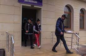 Jun 30, 2021 · denetimlerde uyuşturucu ve alkol kullanan 1290 sürücü tespit edildi emniyet genel müdürlüğü, ülke genelinde alkol ve uyuşturucu/uyarıcı madde denetimi gerçekleştirildiğini açıkladı. Usak Polisinden Uyusturucu Hap Operasyonu Bel Kemerlerinden 110 Adet Ecstasy Hap Cikti Usak Haberleri