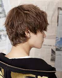 Pin By Rebecca Moi On Growing Out The Pixie Short Wavy Hair Short Wavy Hairstyles For Women Short Wavy