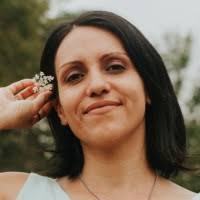 100+ perfiles de «Elín»