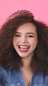 Los cabellos rizos son, sensibles, difíciles de cuidar … no se imaginan,  todo lo que hay que hacer para tener rizos hidratados, saludables y  fuertes, #Origem es la línea de tratamiento capilar que ...