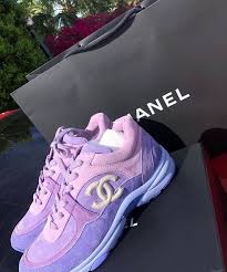 Imagen Descubierto Por Blushing Angel Descubre Y Guarda Tus Propias Imagenes Y Videos En We Heart It Hype Shoes Sneakers Sneakers Fashion