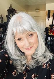 Linda Soderquist's Instagram, Twitter & Facebook