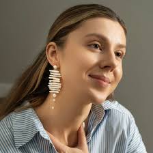 Best selling products. Pearls, gemstones, diamonds, amber jewellery