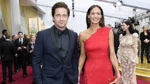 His family is of irish origin. Sieben Monate Nach Trennung Gerard Butler Mit Ex Unterwegs Promiflash De