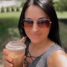 Taylor Lynn Lancaster Beauty