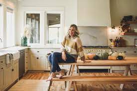 House hunters renovation goes one step beyond purchasing the home in actually completing renovations and redecorating. Dave And Jenny Marrs S Farmhouse Kitchen Fixer To Fabulous Hgtv