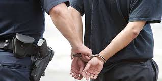 Most of the time, disposable flex handcuffs have to be cut off, but a few models can be opened with a key. How To Use Police Handcuffs Tactical Experts Tacticalgear Com