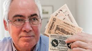 Der Hattinger Klaus Wagner besitzt über eine Billion Mark