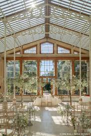 Kew Gardens Wedding Ceremony Zita Elze Flowers In 2020 Kew Gardens Wedding Garden Weddings Ceremony Garden Wedding Venue