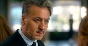 Menajerimi ara dizisinde rol alan barış karakterinin annesi diziye katıldı. Menajerimi Ara Kirac Kimdir Gercek Adi Nedir Nereli Menajerimi Ara Kirac Karakterini Canlandiran Baris Falay Kimdir Haberler