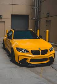 Otomobil Panosundaki Pin