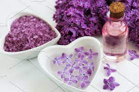 Essential Oil With Lilac Flowers Lilac Flowers Flower Oil Essential Oils