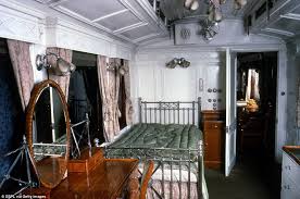 Fascinating Photos Of The Royal Train Through The Ages Royal Family Royal Train