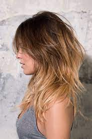 Frisuren Fur Mittellange Haare F S 2014 Gut Sichtbare Stufen Schaffen Besonderes Volumen Im Vollen Haar Be Stufige Frisuren Haarschnitt Lange Haare Lange Haare