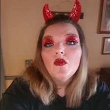 Amazon.com : Cuccio Colour Powder Nail Polish- Lacquer For Manicure And  Pedicure- Highly Pigmented Powder That Is Finely Milled- Durable Finish,  Flawless Rich Color- Easy To Apply- Rose Gold Slippers- 1.6 Oz :