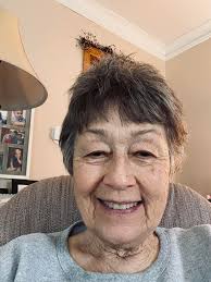 Hello fellow dull ones. I promised myself I'd take a picture to post today,  but forgot about it until I was brushing my teeth before my dull early  bedtime. So sorry this