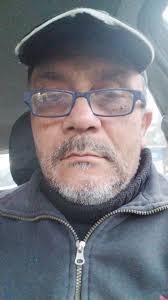 Hola buenas equipo. Tengo una suran. Y el velocimetro esta muerto y la  aguja del combustible se va para abajo cuando estoy en marcha pero cuando  paro en un semaforo se vuelve