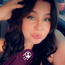 Sis Bates is in her first season with @usasoftball! Check in to see what  the Husky infielder is up to. >> gohski.es/2sSwqz6